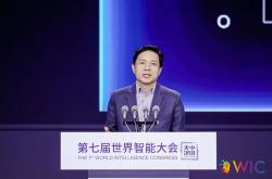 大模型卷向下半场，李彦宏看好的智能体或成杀手级应用